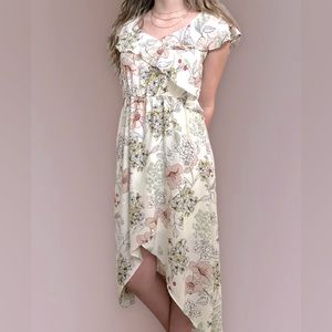 Pretty Elegant Light Floral Dress Women’s
